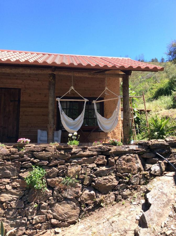 Unique Tiny House With Natural Building Techniques Figueiro Dos Vinhos Ngoại thất bức ảnh